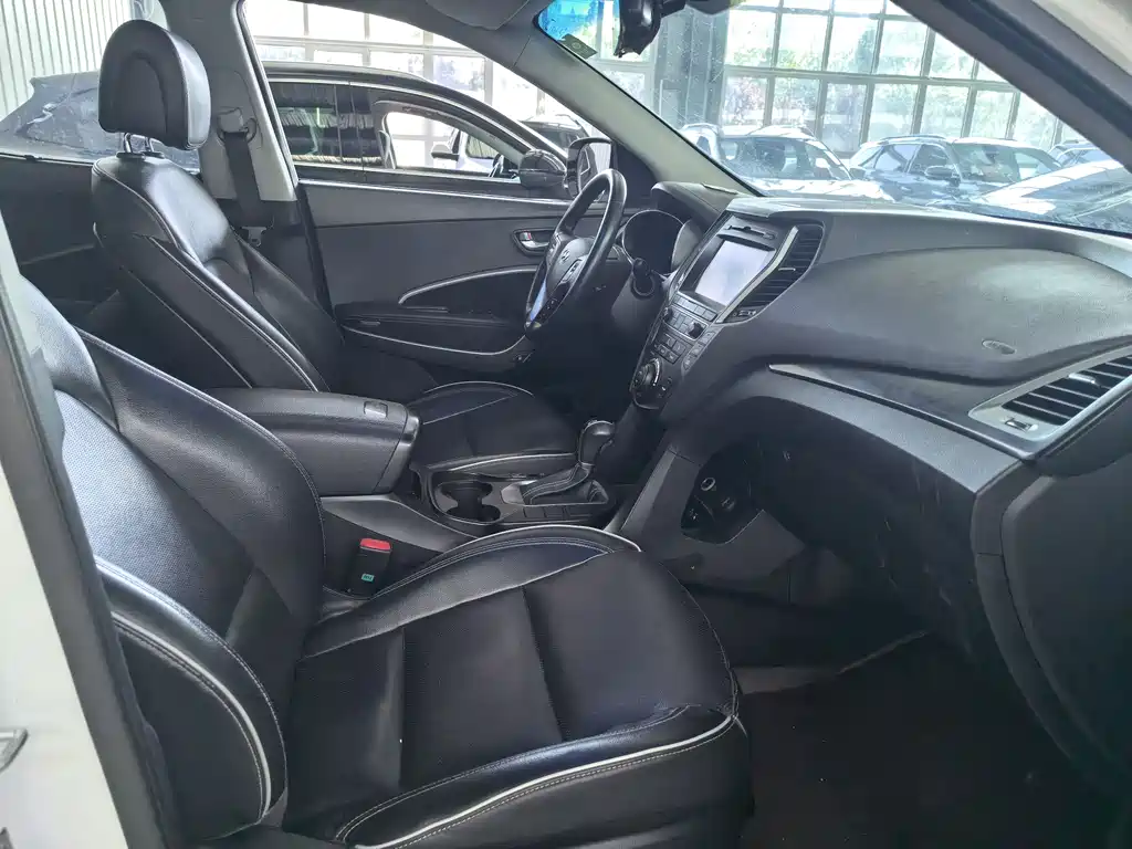 Hyundai Santa Fe 2.0T Auto 4WD Smart Type 7 seats, фото 7