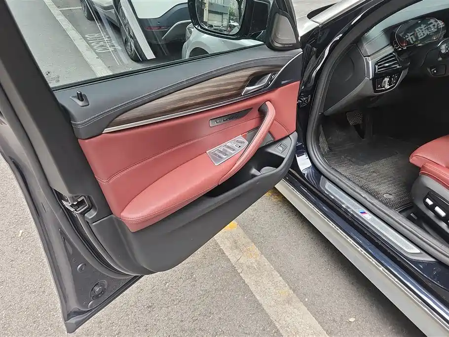 BMW 5 Series 5 2022 530Li Premium M Sport
