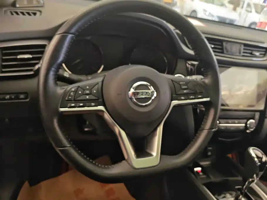 Nissan X-Trail — миниатюра 15