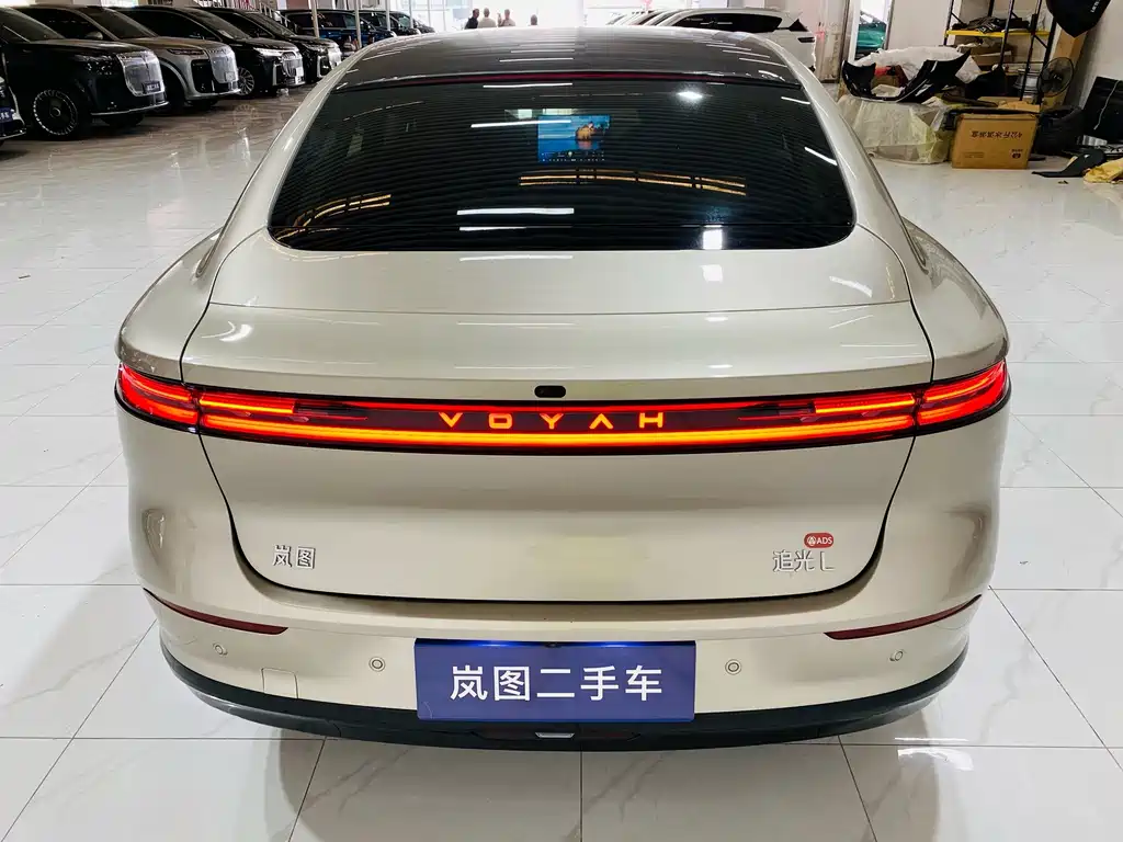 VOYAH Passion L — миниатюра 23