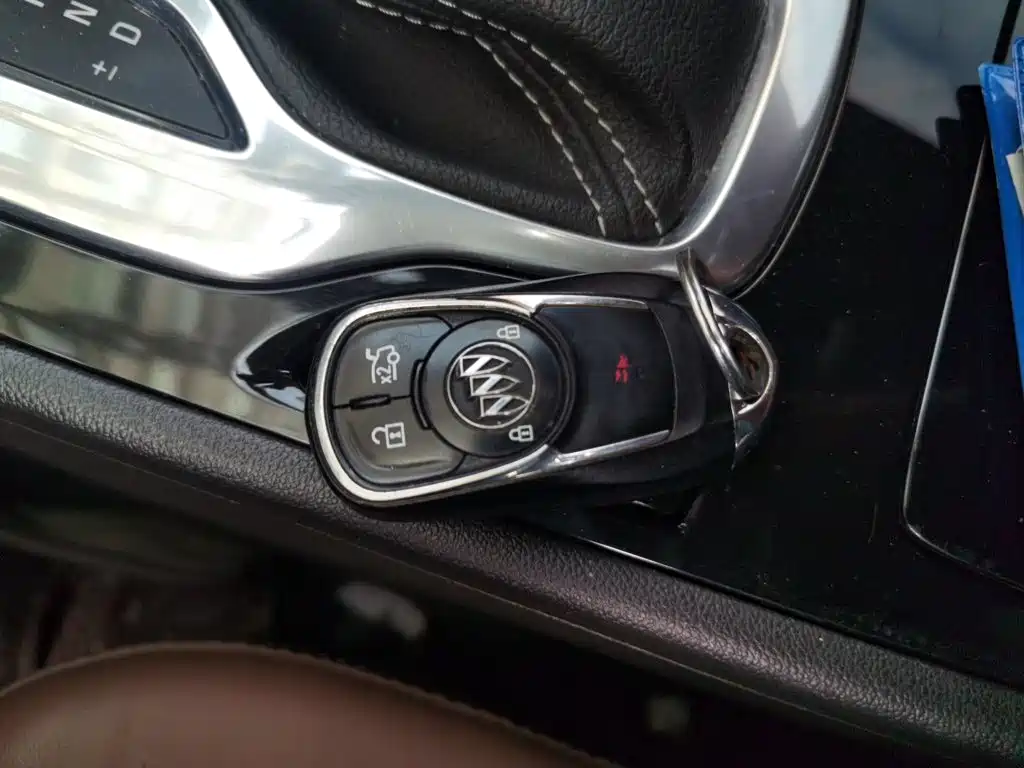 Buick Regal — миниатюра 9