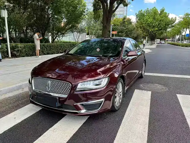 Lincoln MKZ