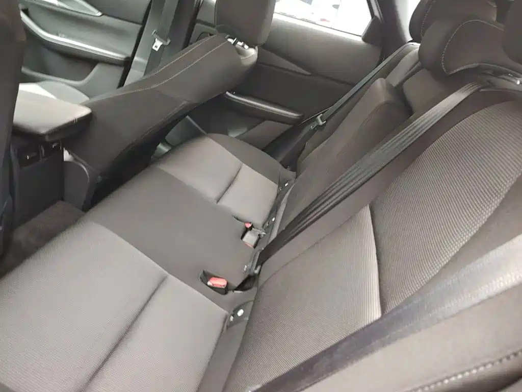 Mazda CX-30 EV — миниатюра 17