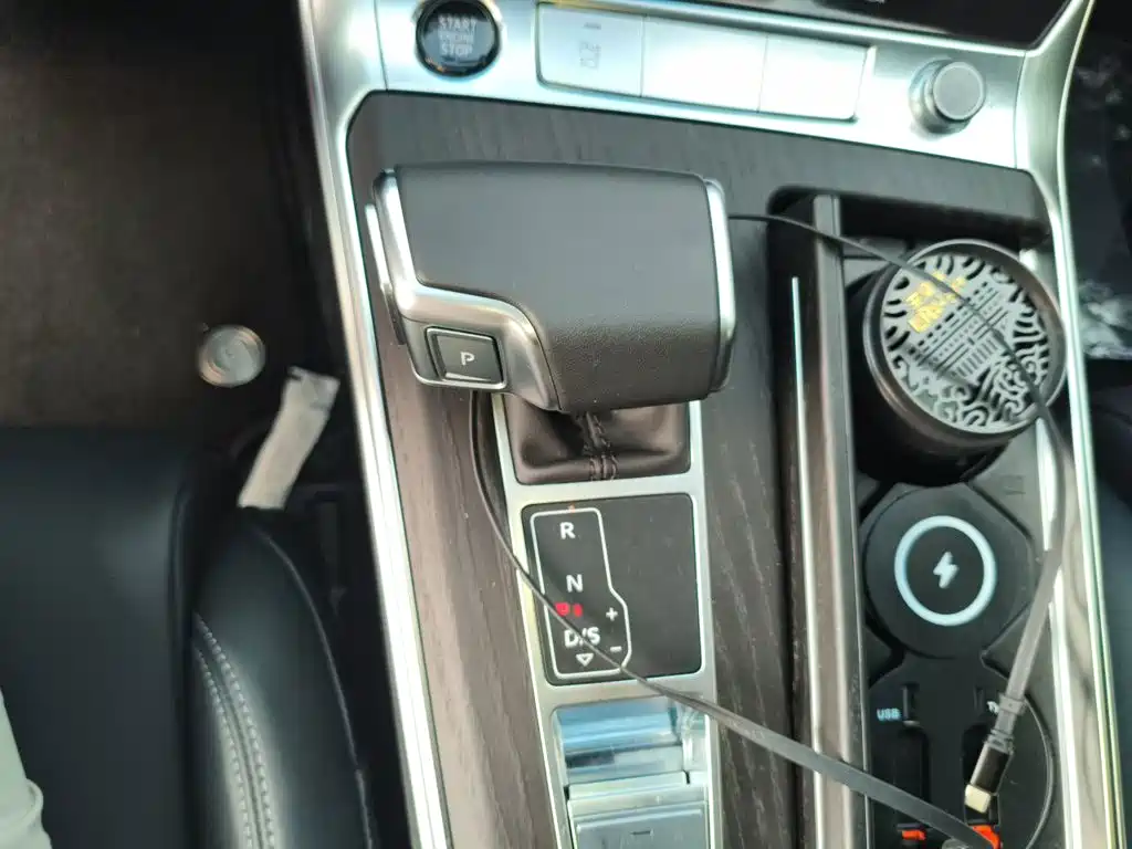 Audi A6L 2025 45 TFSI quattro