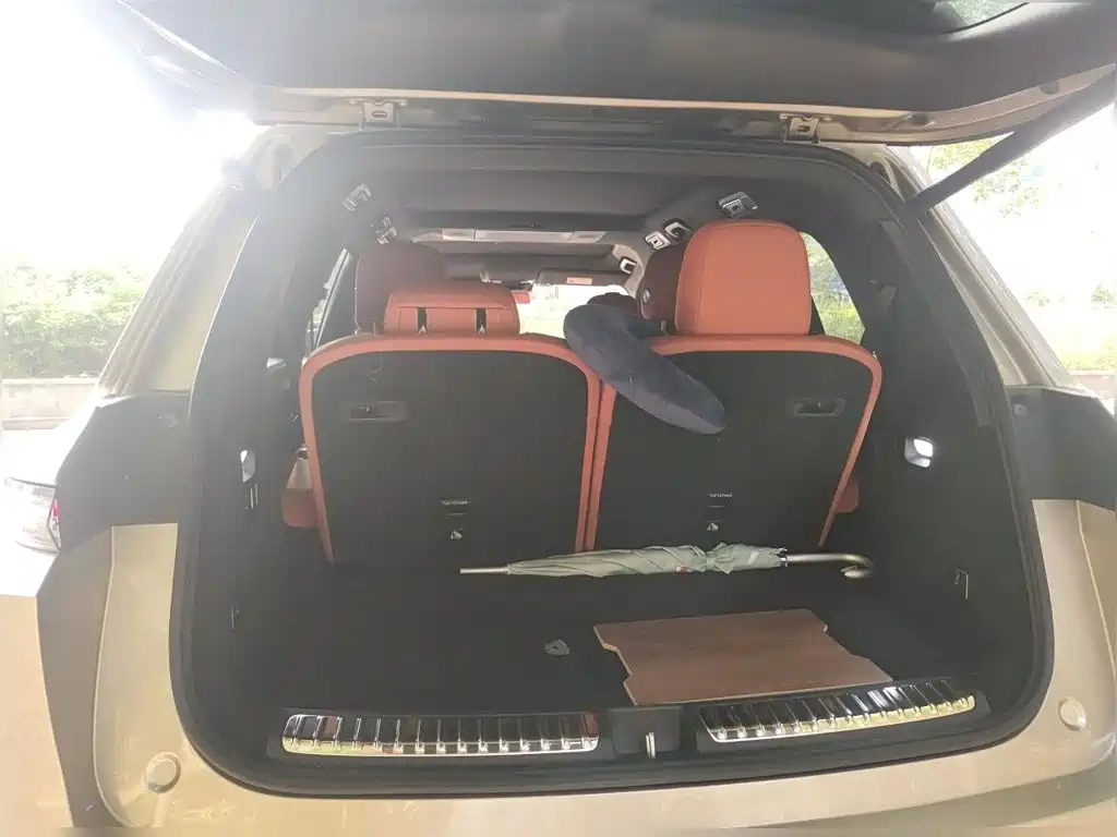Li Auto Li L9 — миниатюра 20
