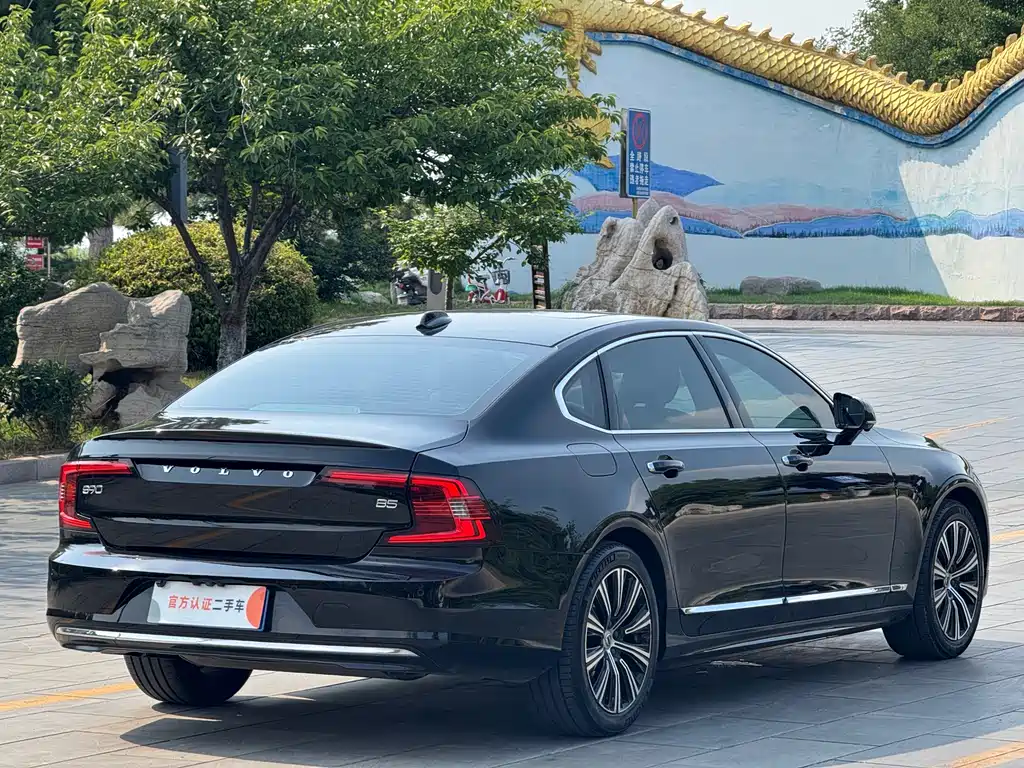 Volvo S90 2021 B5 Luxury