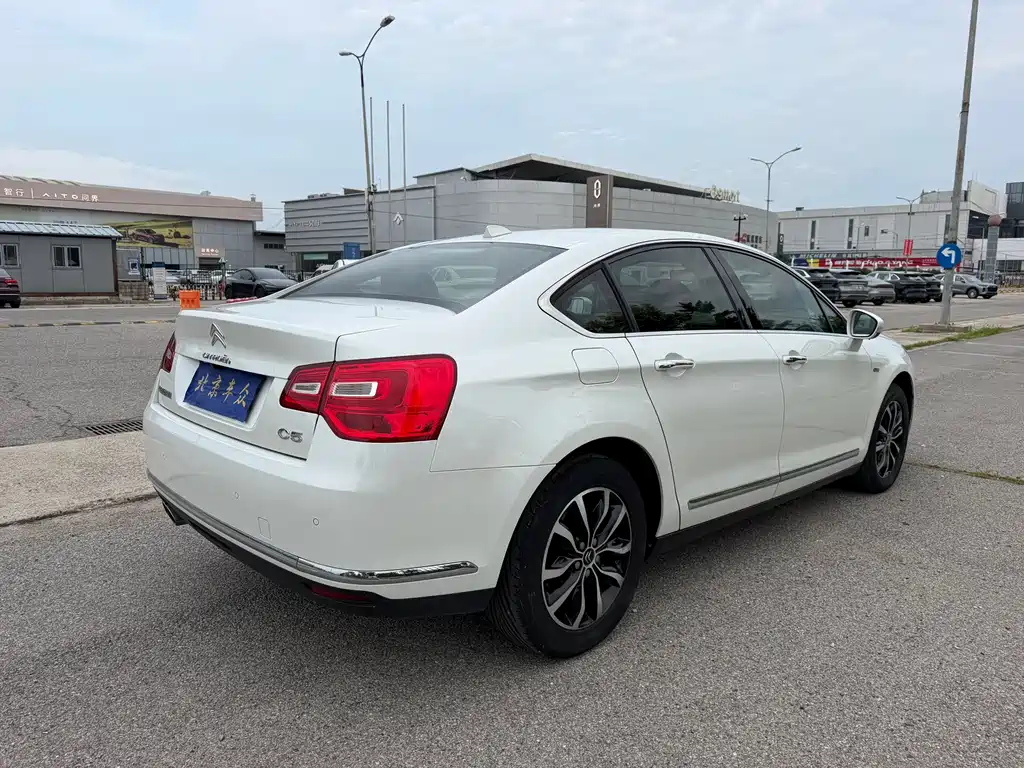 Citroen C5 2016 1.8T AT Luxury