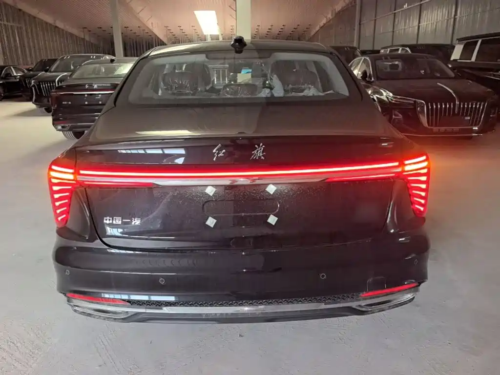 Hongqi H5 2025 2.0T AT