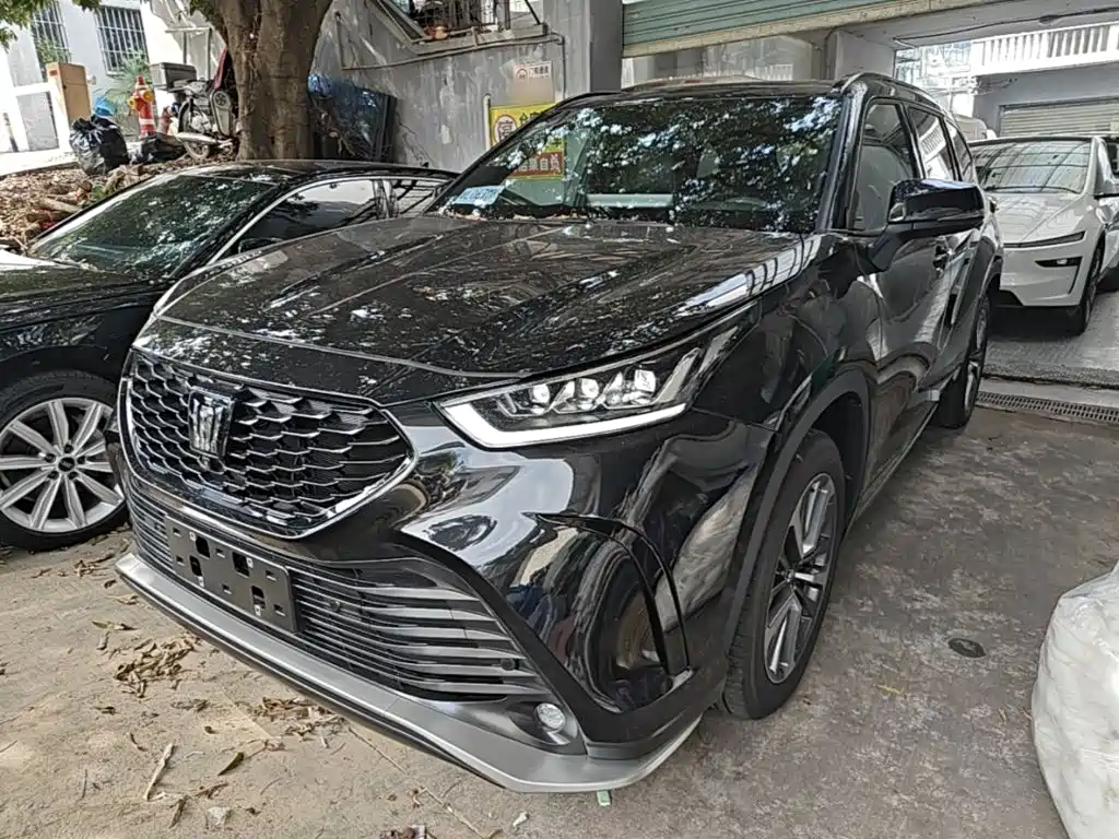 Toyota Crown Kluger 2026 2.5L HEV Luxury