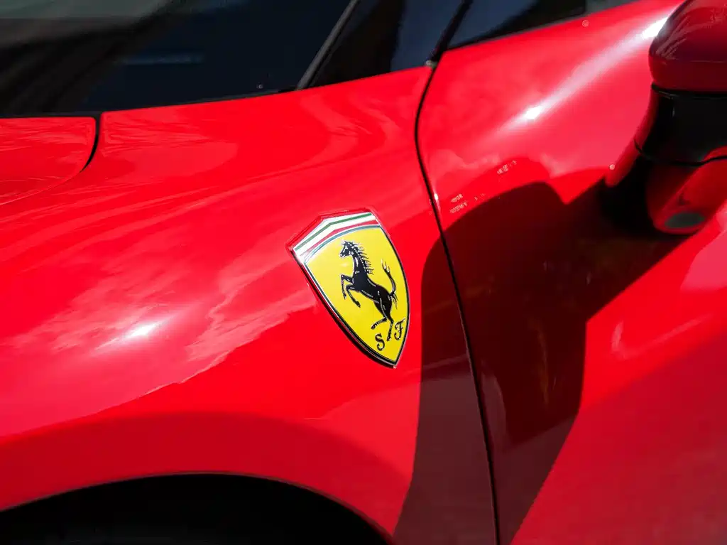 Ferrari 296 — миниатюра 2