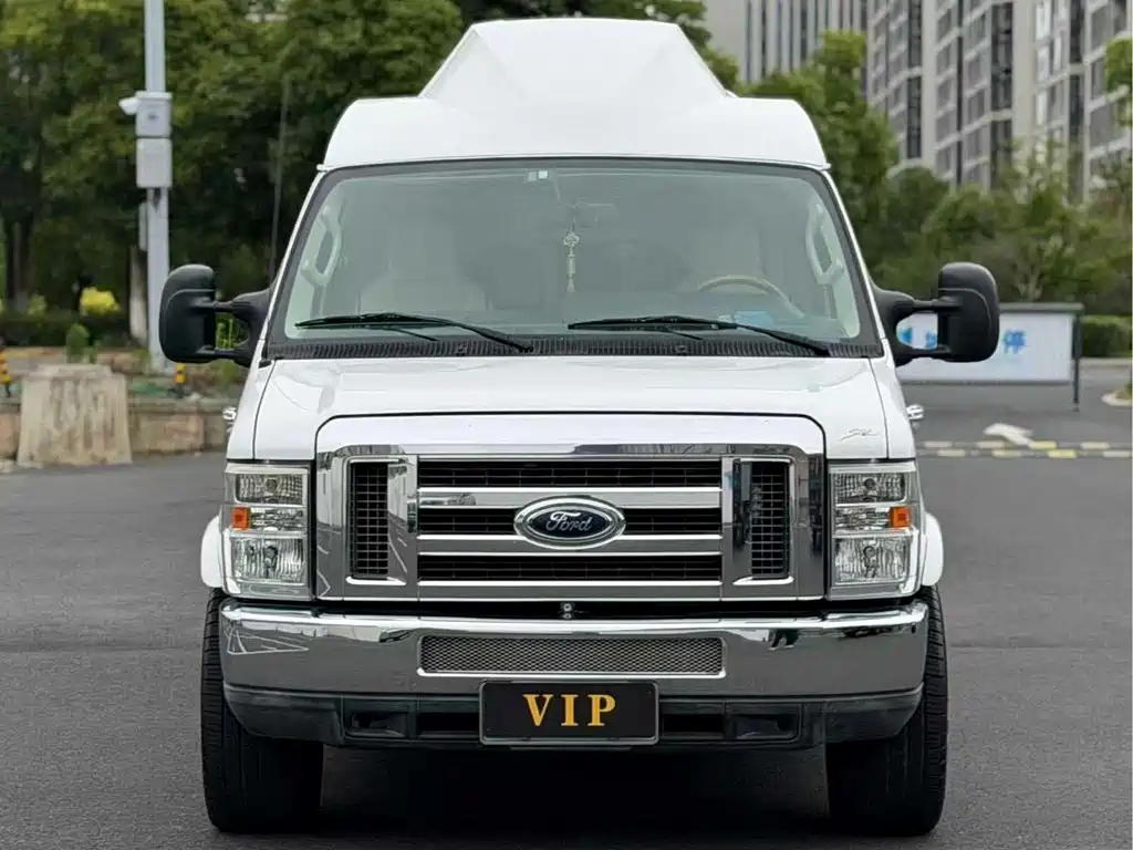 Ford E350 — миниатюра 2
