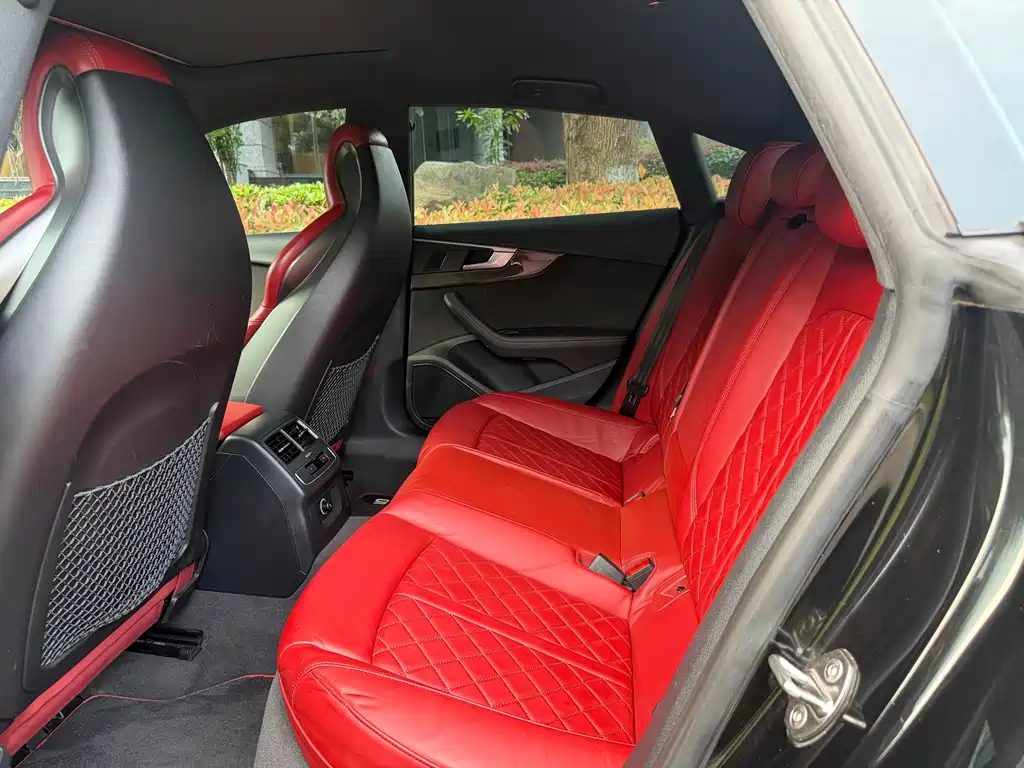 Audi S5 — миниатюра 6