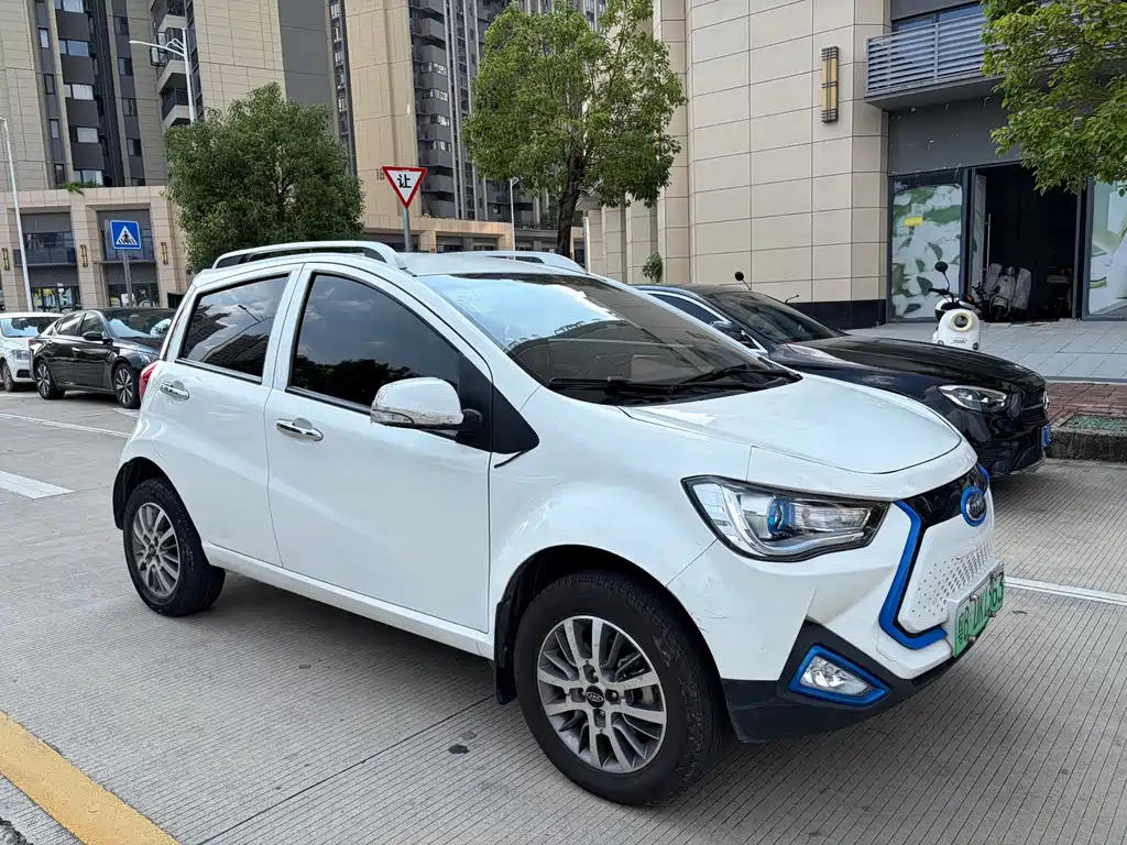 JAC JAC iEV6E — миниатюра 3