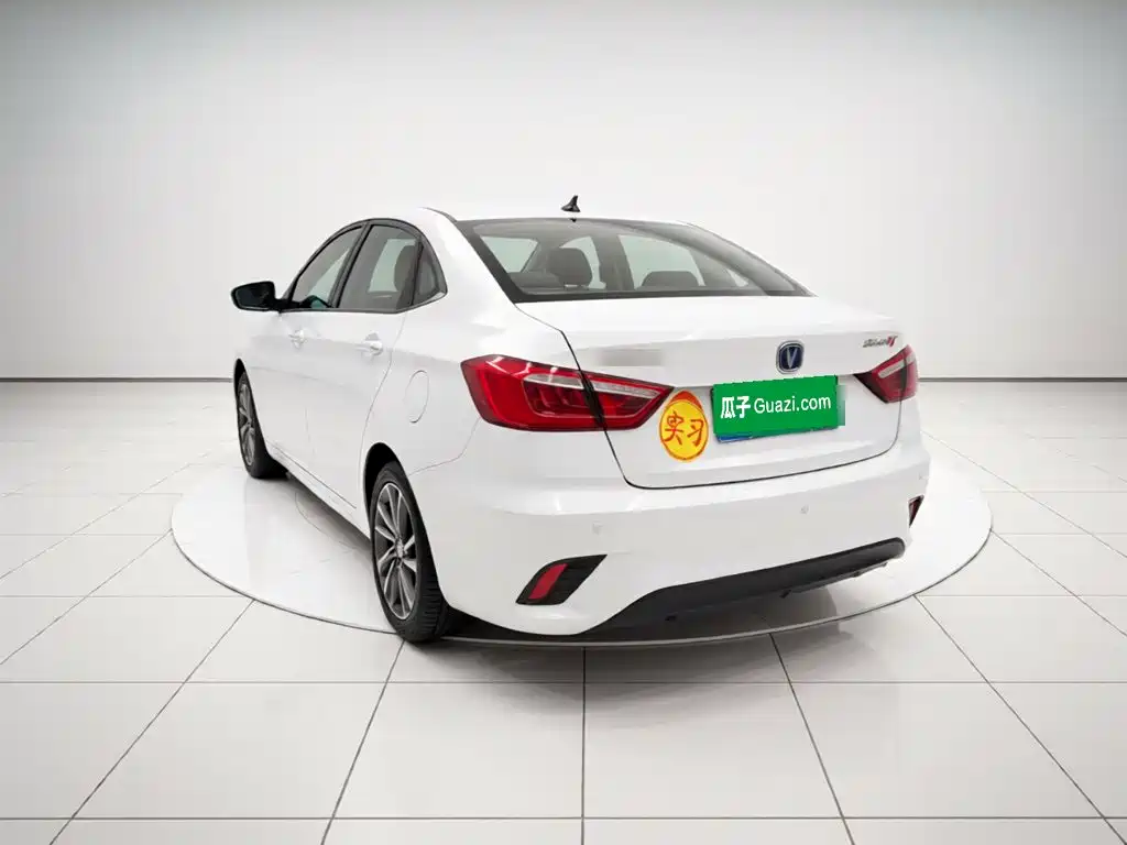 Changan Eado DT — миниатюра 4