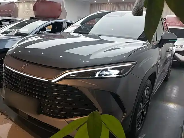 2025 BYD Song EV