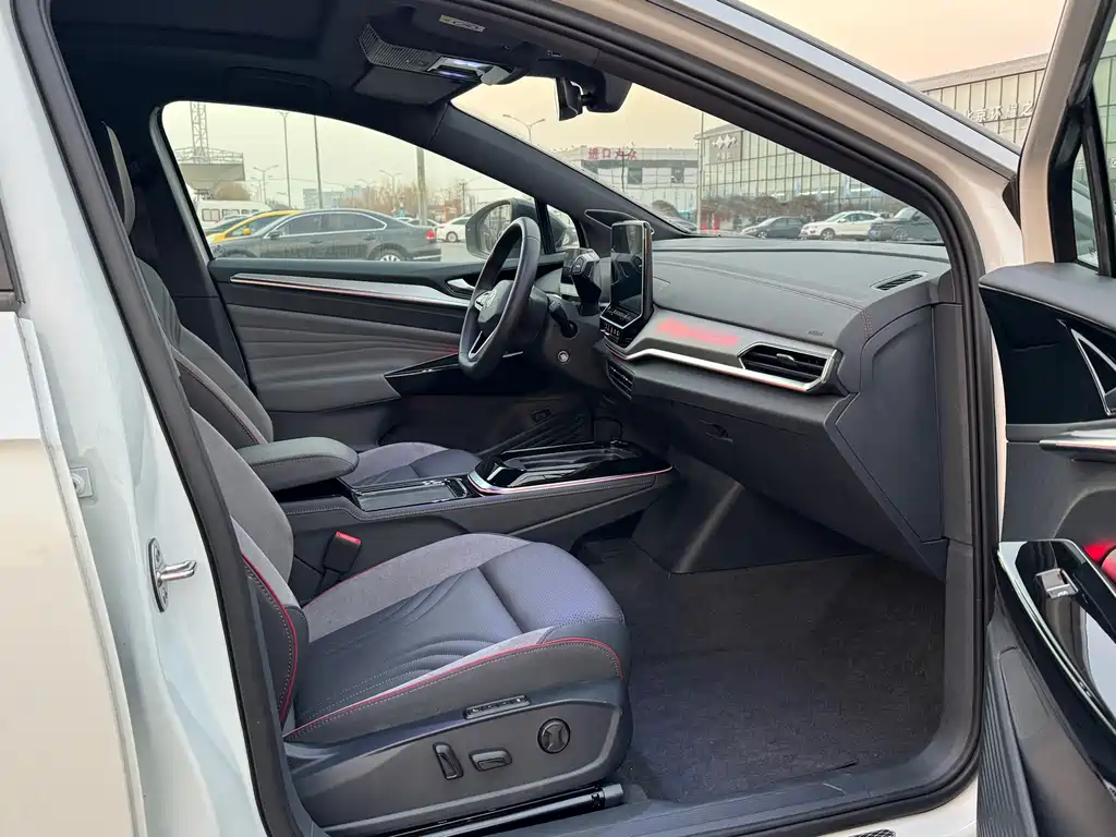 VOLKSWAGEN ID.4 CROZZ