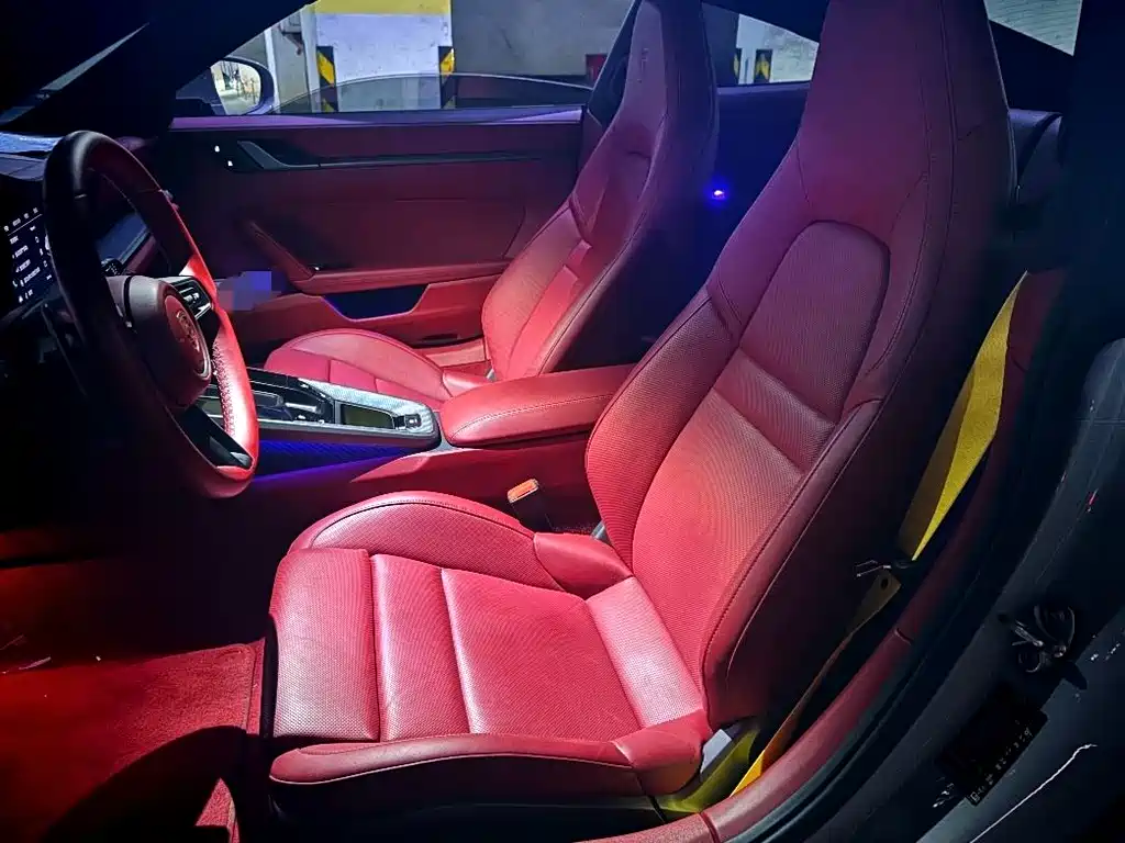 Porsche 911 2023 Carrera 3.0T