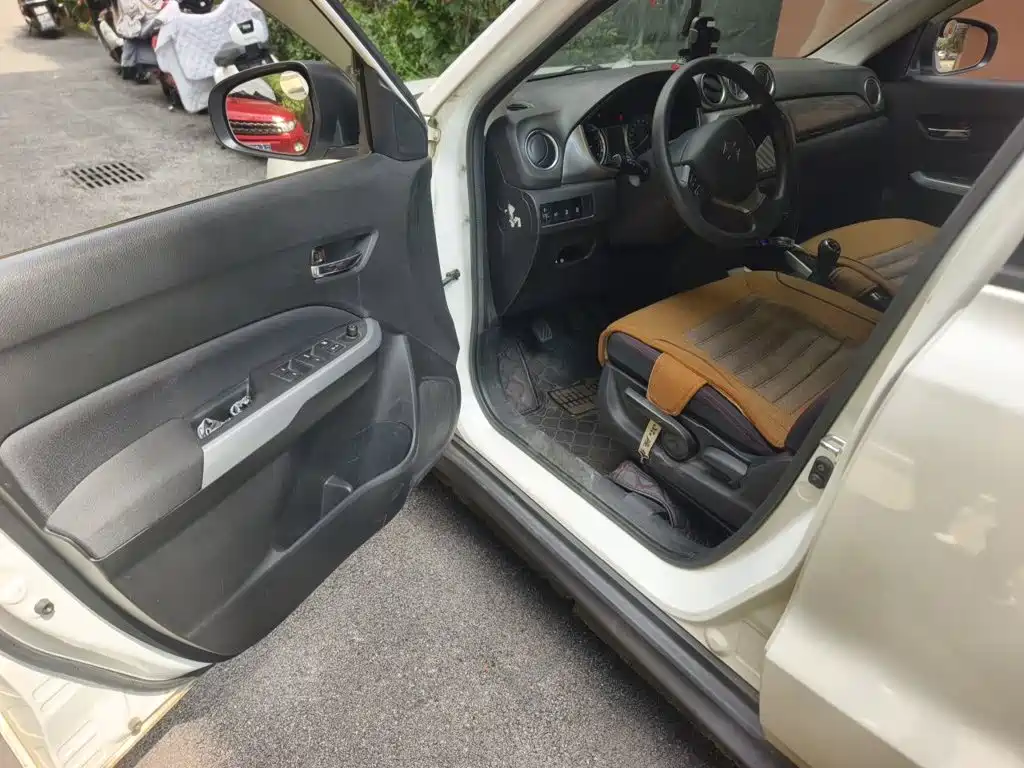 Suzuki Vitara — миниатюра 17