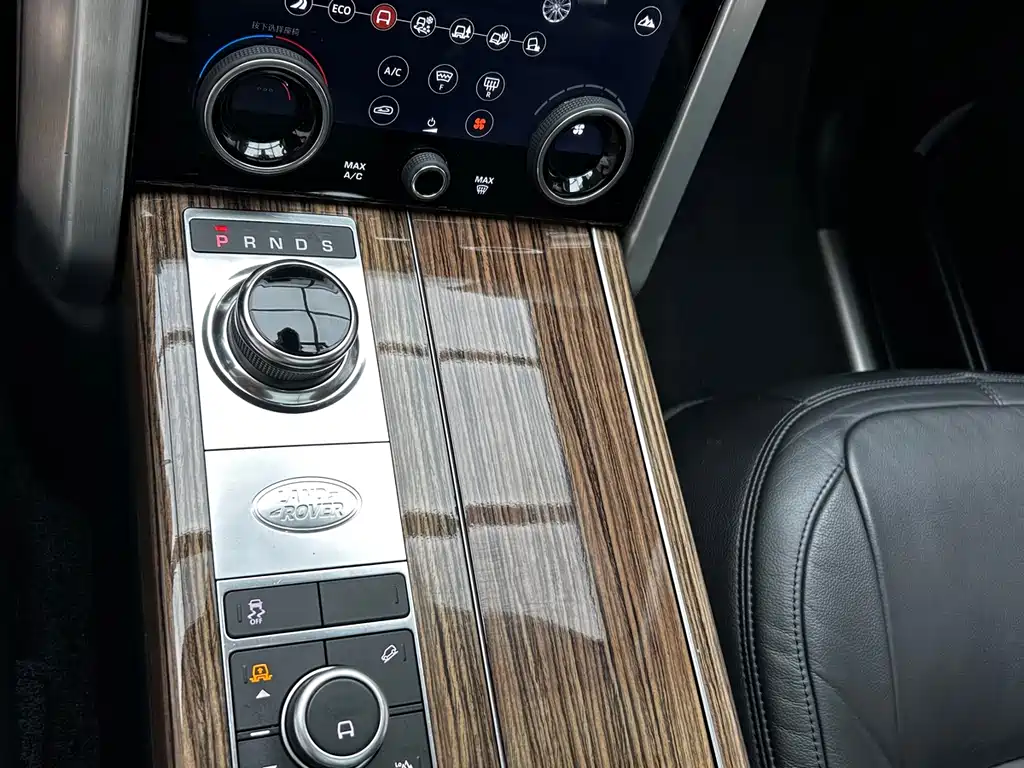 Land Rover Range Rover 2018 3.0 SC V6 Vogue