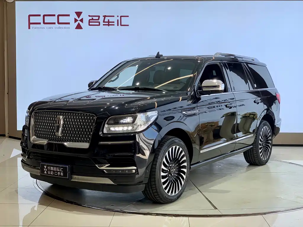 Lincoln Navigator 2021