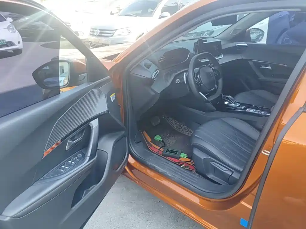 Peugeot 2008 — миниатюра 16