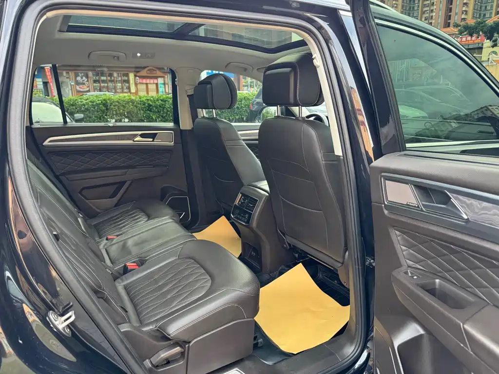 Volkswagen Teramont — миниатюра 13
