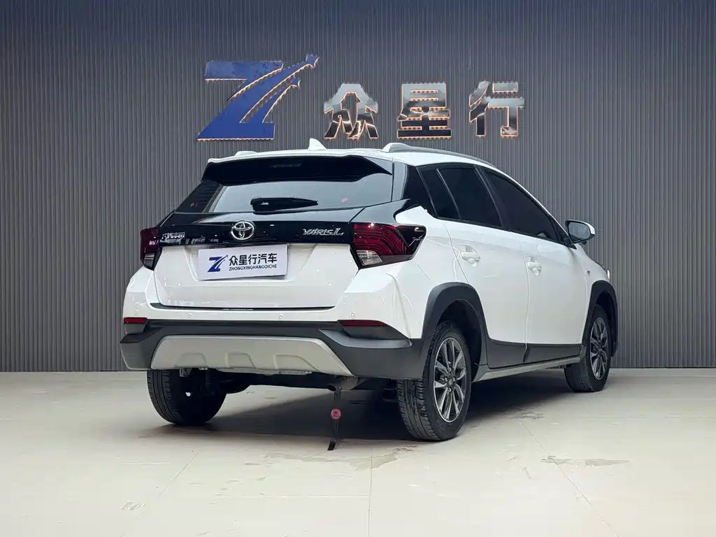 TOYOTA YARIS L ZHIXUAN