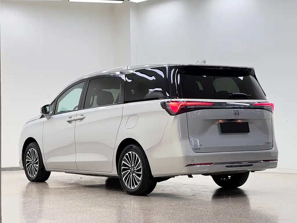 Buick GL8 2025 Premium