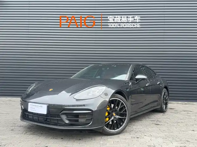 PORSCHE PANAMERA 2022