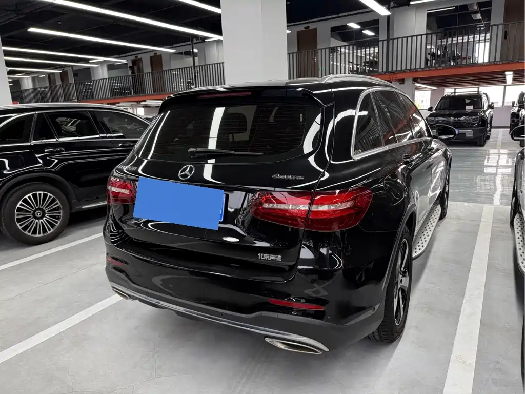 Mercedes-Benz GLC 2018 GLC 260 4MATIC Luxury