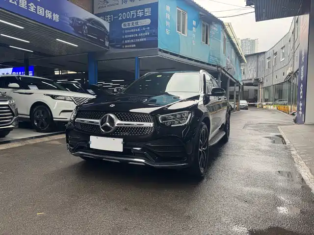 MERCEDES BENZ GLC