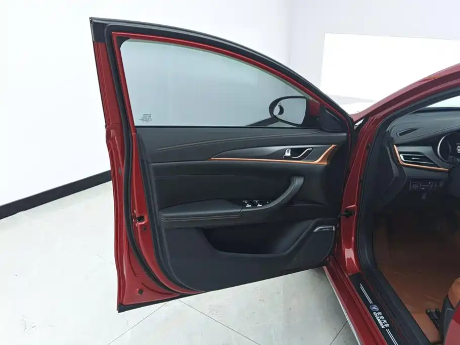 Changan Eado XT — миниатюра 7