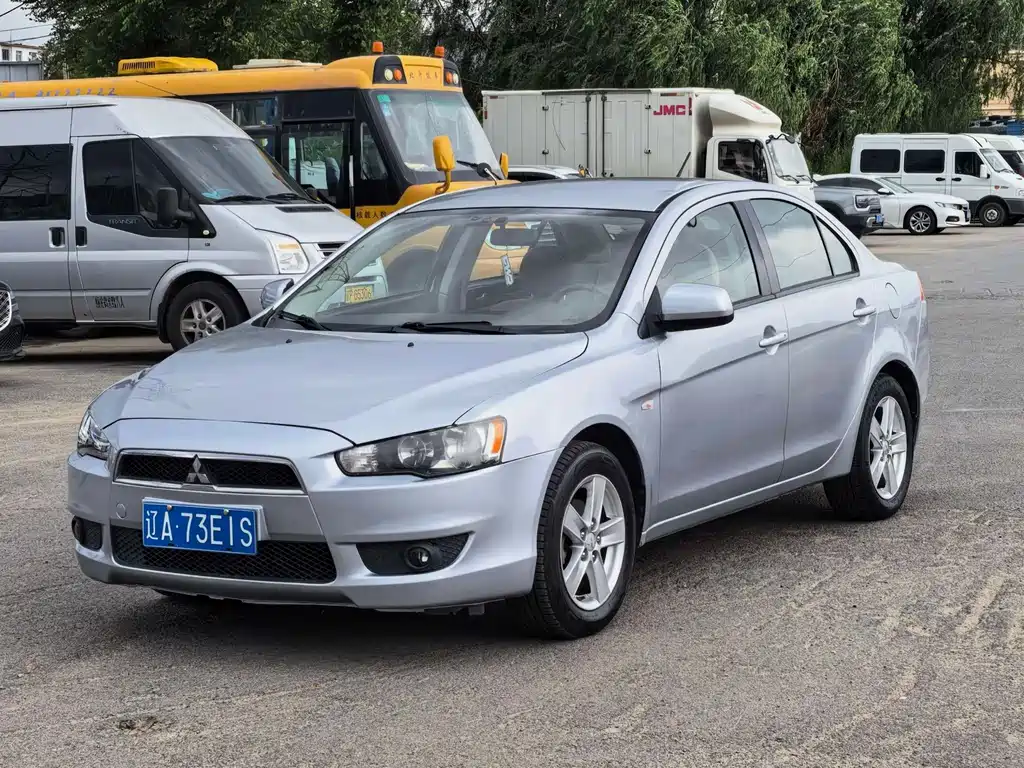 Mitsubishi Lancer EX