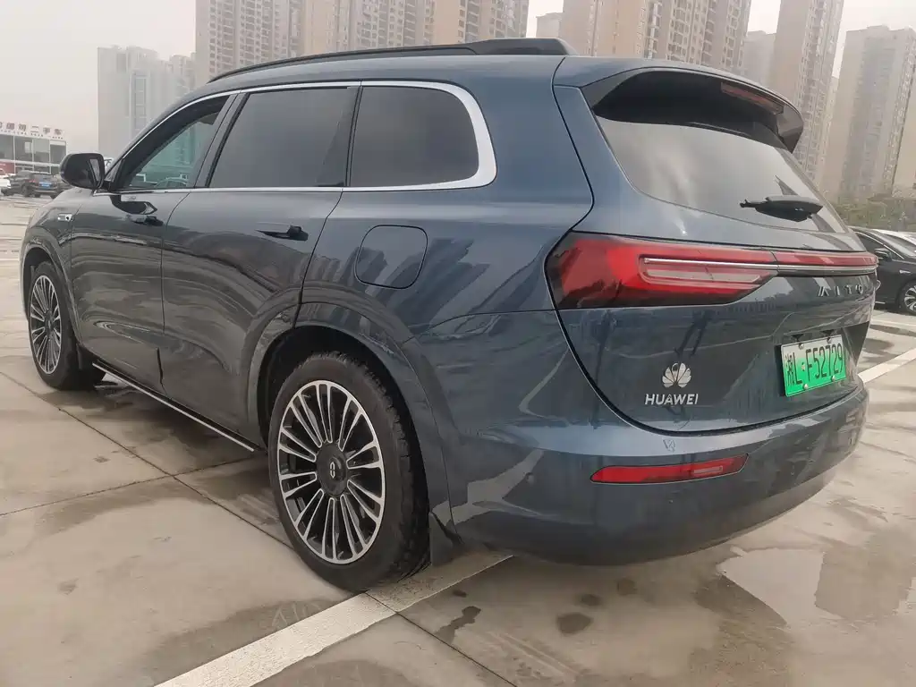 AITO ASK THE WORLD M7