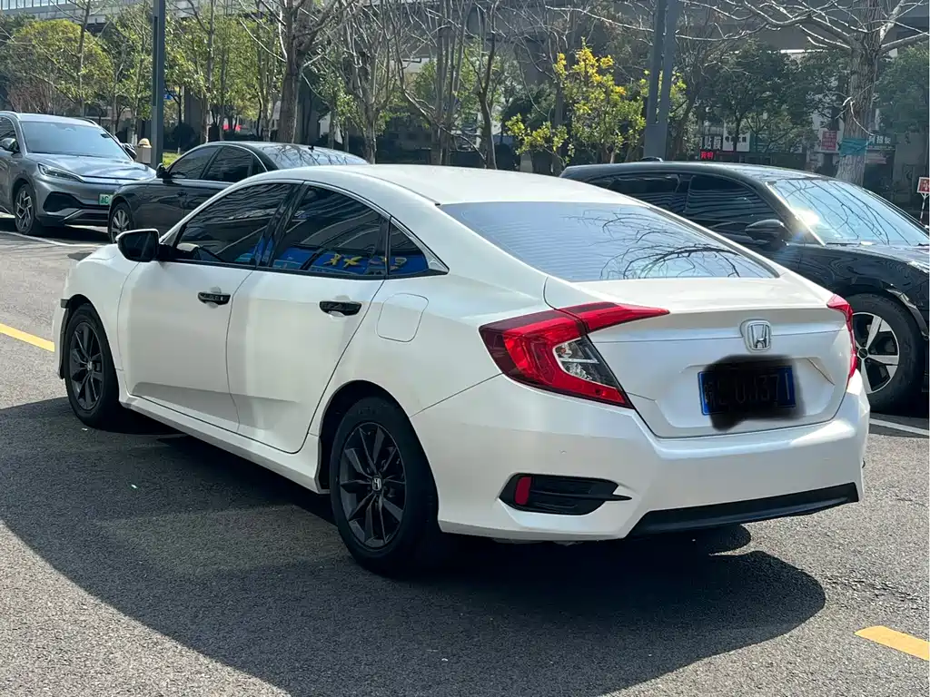 HONDA CIVIC