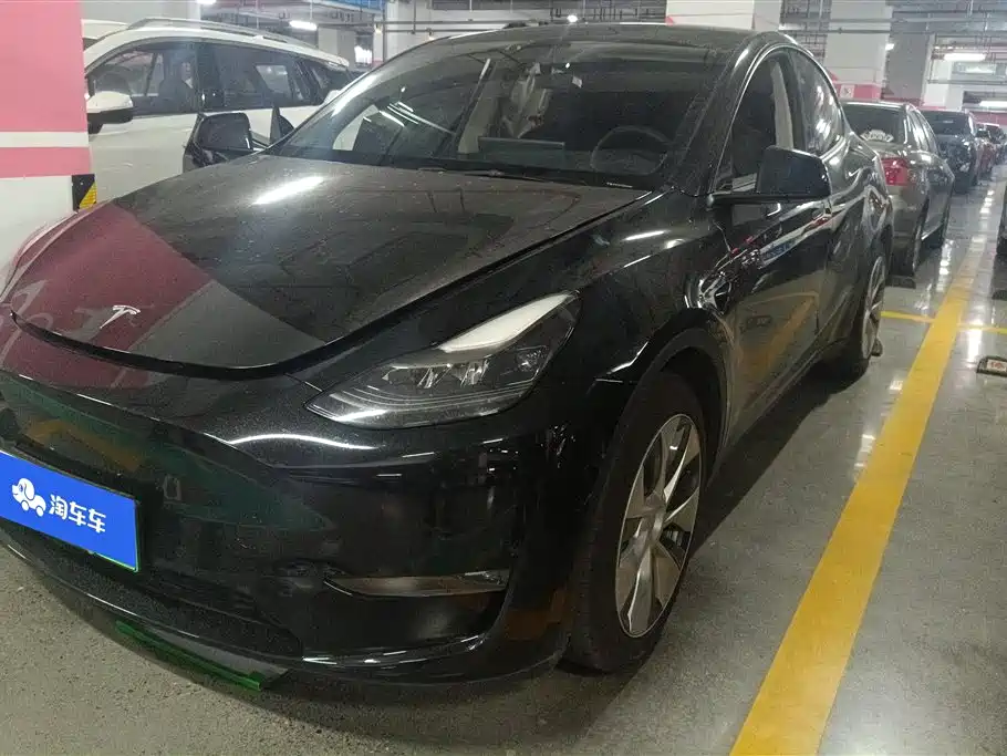 Tesla Model Y 2021