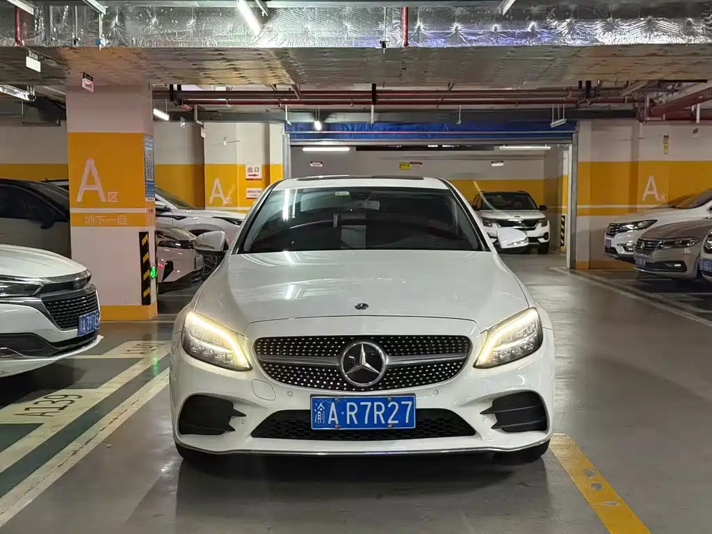 Mercedes-Benz C-Class — миниатюра 2