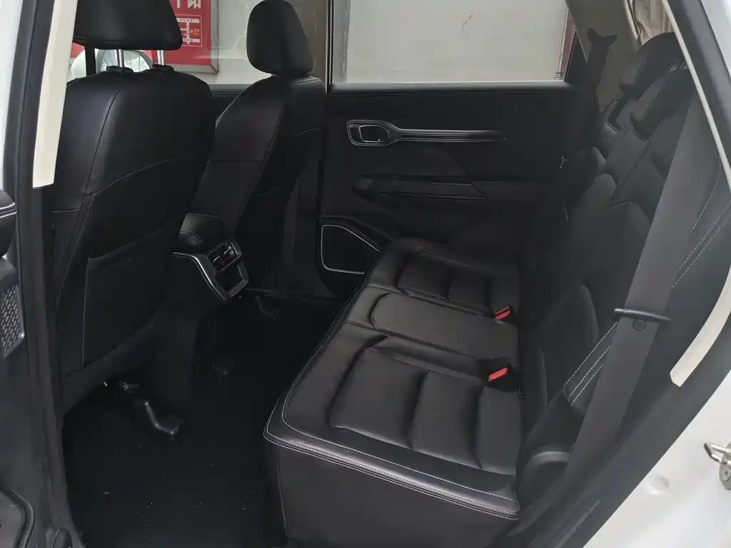 Geely Haoyue — миниатюра 6