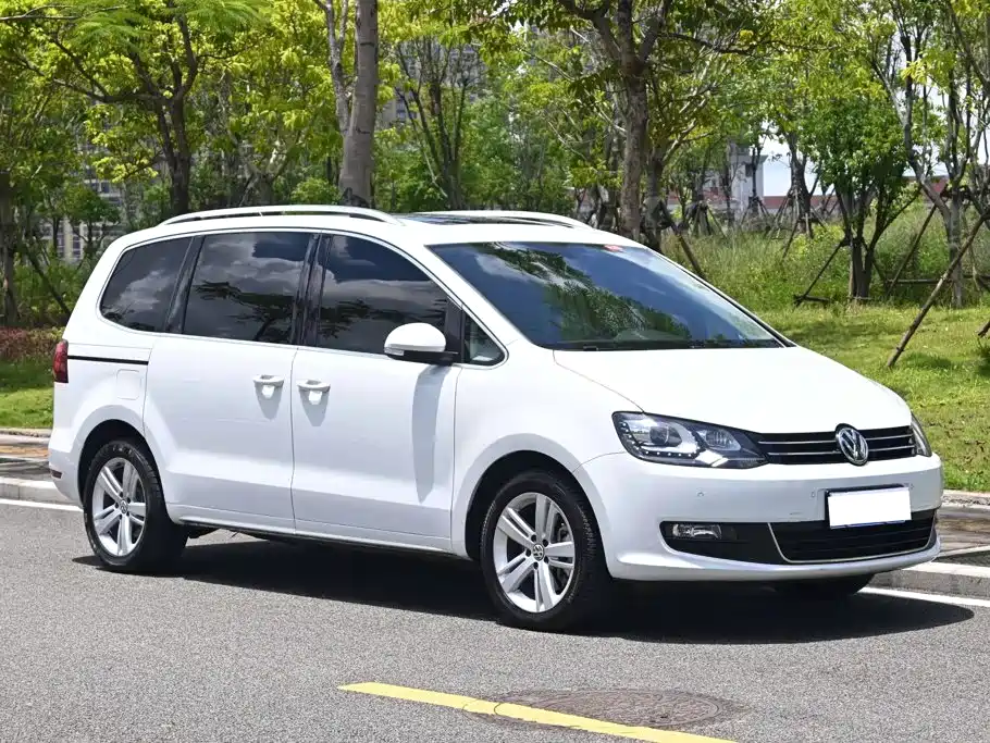 Volkswagen Xia 2018 380TSI 7 мест