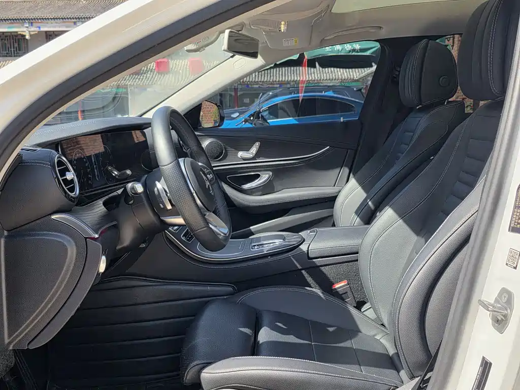 Mercedes-Benz E-Class E 2020 E 260 L Sport