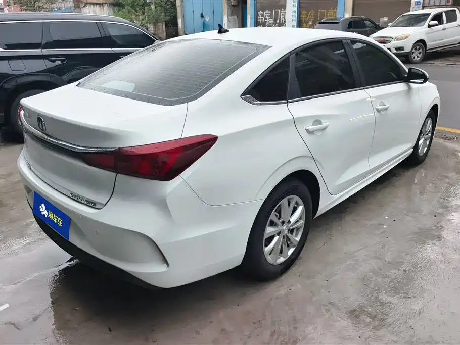 Changan Eado 2025 PLUS 1.5L MT Luxury