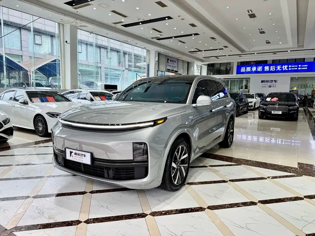 Li Auto L8 2023 Pro