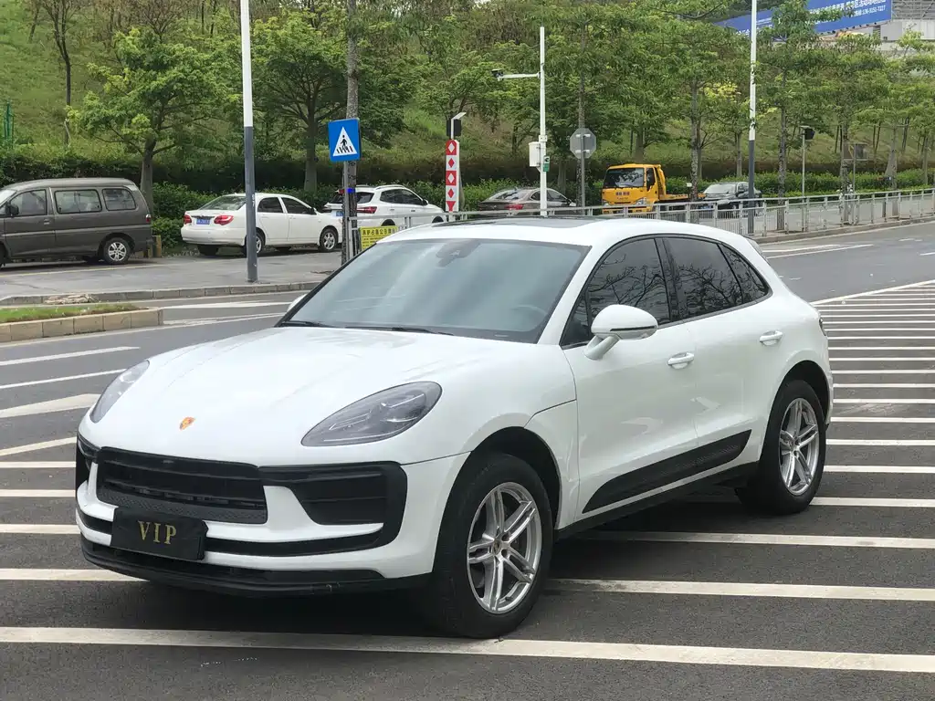 Porsche Macan 2022