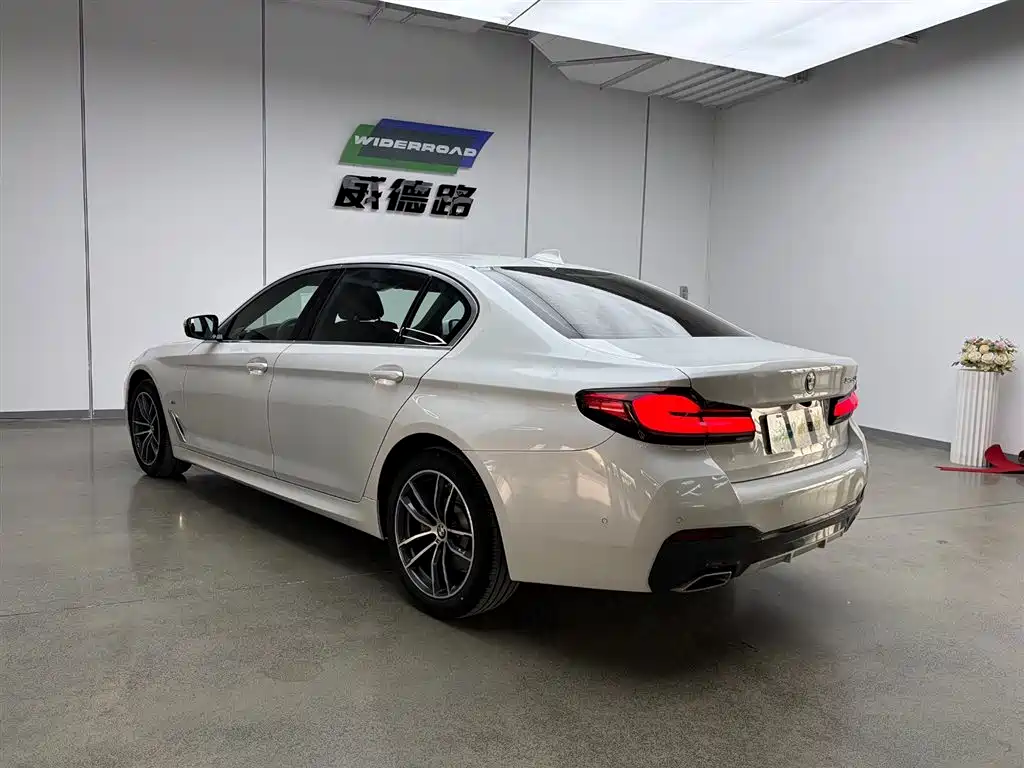 BMW 5 Series 5 2022 525Li M Sport