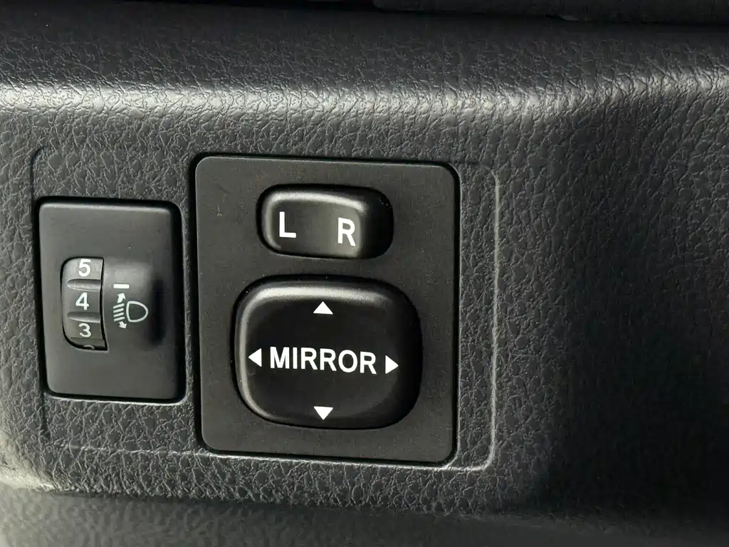 TOYOTA YARIS L ZHIXUAN