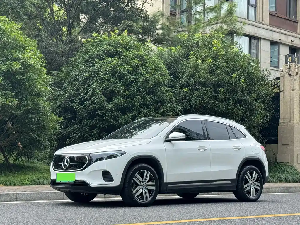 Mercedes-Benz EQA — миниатюра 2