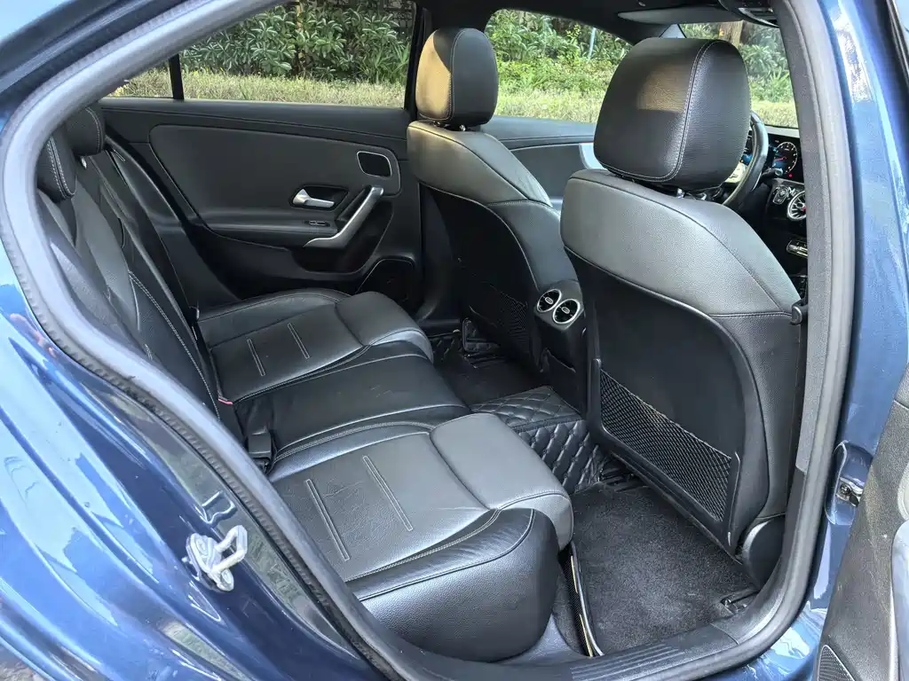 Mercedes-Benz A-Class AMG AMG A 35 L 4MATIC First Type Special Edition, фото 10