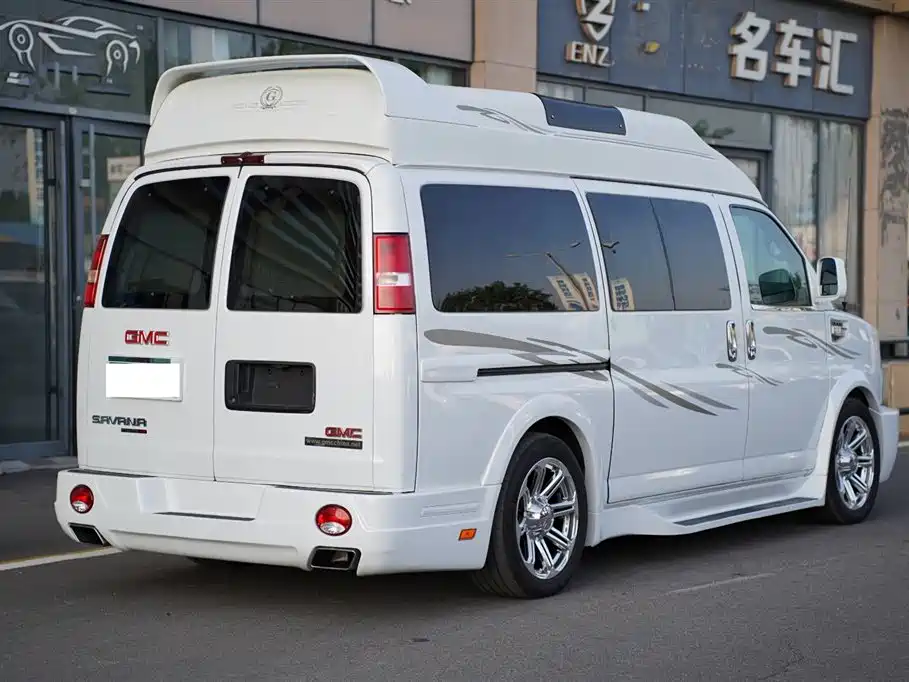 GMC Savana 5.3L G600S 4WD Elegant Premium Edition, фото 3