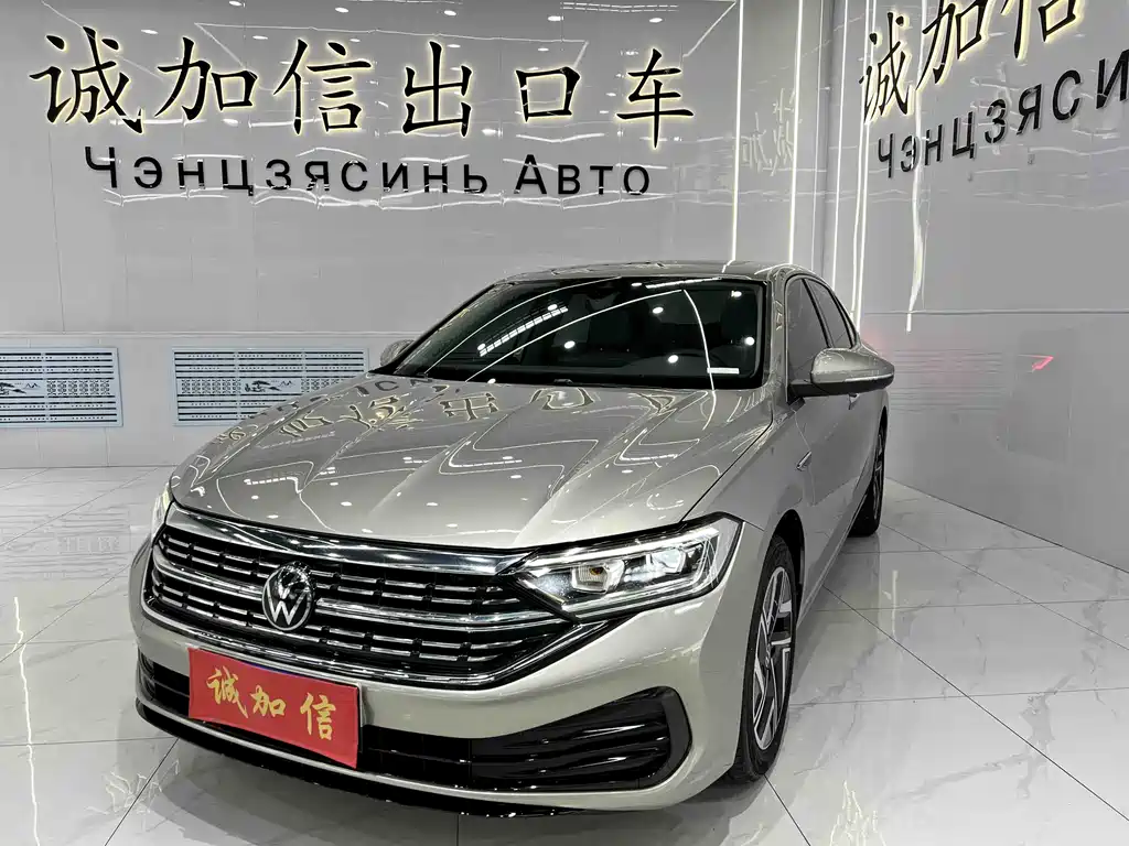 Volkswagen Sagitar 2022