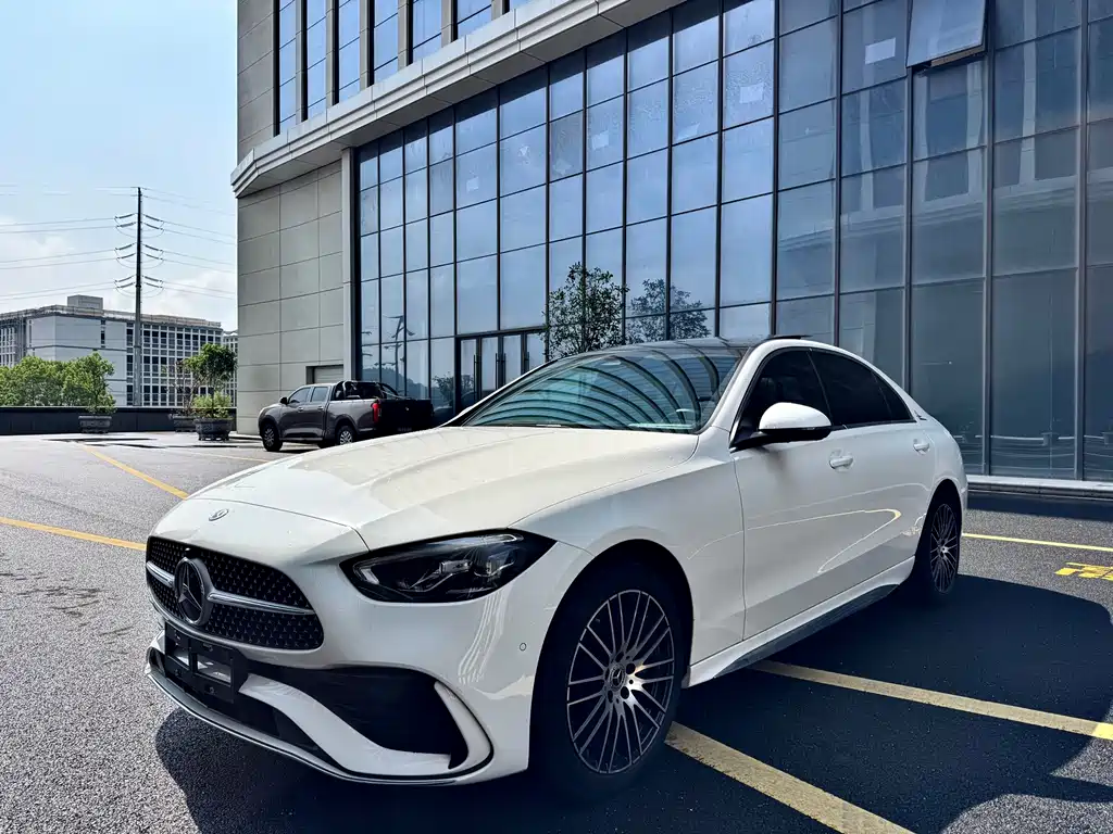 Mercedes-Benz C-Class 2021